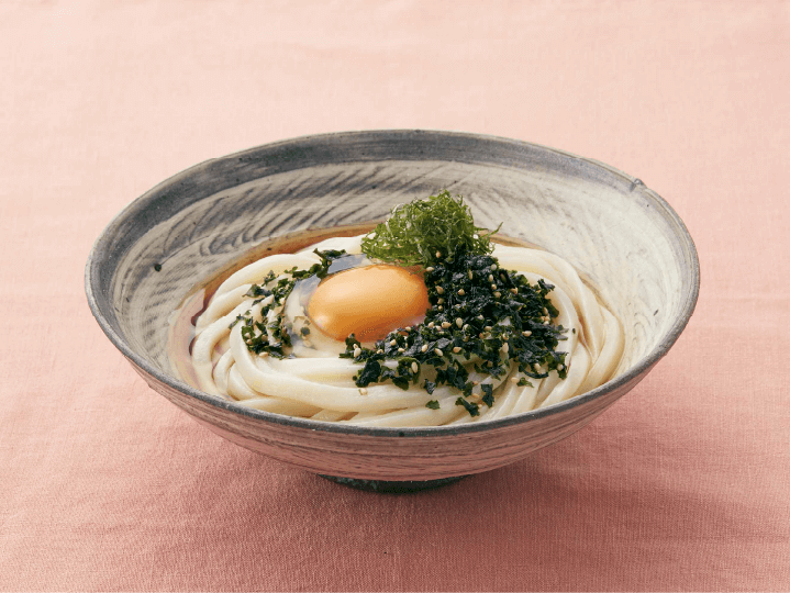 ザクザク食感の釜玉うどん(韓国風ごま油風味)