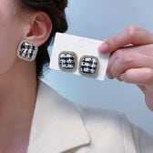 【ブラック】スタッドピアス