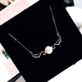 【シルバー】羽翼モチーフ パールネックレス