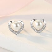 【シルバー】ハートモチーフ パール×ストーンスタッドピアス