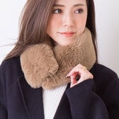 【ベージュ】マグネット型でシンプル コンパクトなふわふわティペット