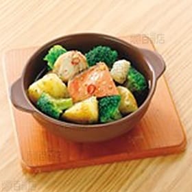 東洋水産 冷凍食品セット(魚介と野菜のアヒージョ100g/熟成鮭のちゃんちゃん焼き125g/赤魚の煮付け105g)