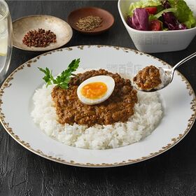 濃厚クリームとトマトのバターチキンカレー 160g / スパイスの香り豊かなドライキーマカレー 120g