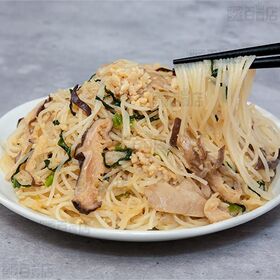 調理鶏そぼろときのこのビーフン 和風醤油味 180g×2食