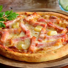 ARI-167 ベーコンたっぷり4種のチーズピザ