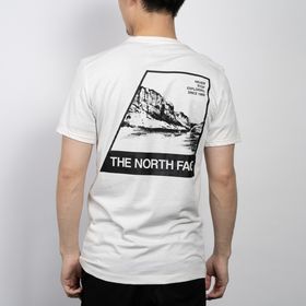 XLサイズ[THE NORTH FACE]Tシャツ FOUNDATION GRAPHIC ホワイト | アクティビティに特化したFoundationコレクションで機能性バツグン♪