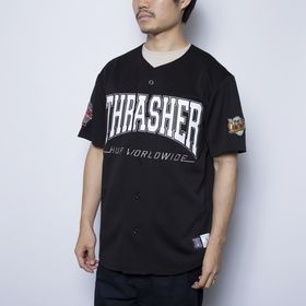 Sサイズ[HUF×THRASHER]Tシャツ CENTER FIELD BASEBALL ブラック | 人気の二大スケーターブランドのコラボコレクション！