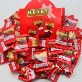 【60個セット】不二家  ミニハートチョコ（ピーナッツ） | 大事な人にハート形のチョコをプレゼント。個包装で配りやすい