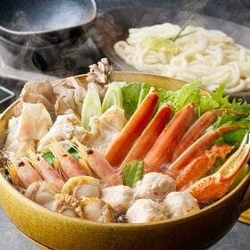 【3~4人前】海鮮かに鍋セット | 本ずわいがにを使用した各種魚介具材を楽しめるかに鍋セットです。