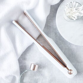 LAVIEL plus 超音波トリートメントヘアアイロン