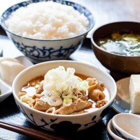 【群馬】だるま食堂のもつ煮たっぷり4パックセット（普通味400g×2パック・中辛400g×2パック）