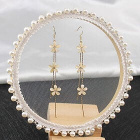 フラワーモチーフ ロングピアス