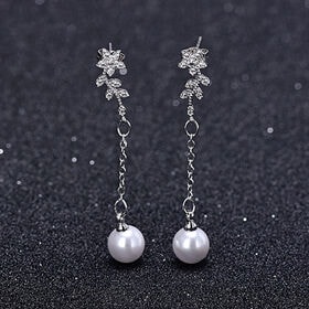 【シルバー】ロングパールピアス（リーフ）