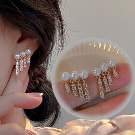 【ゴールド】3連パールエレガントピアス