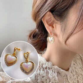 【ホワイト】揺れるハートピアス