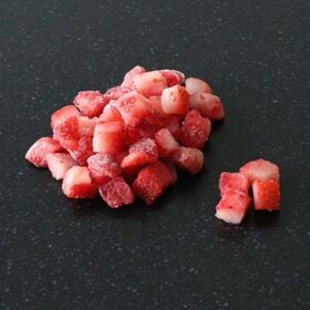 【計1kg/500g×2パック】さぶーる 冷凍イチゴ　ダイスカット