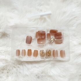 【24枚入】ネイルチップ ショート キラキラマグネット