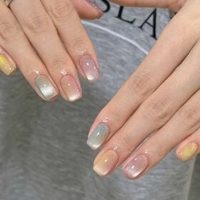 【30枚入】ネイルチップ カラフル×グラデーション | ネイルチップで気軽に指先を色鮮やかに