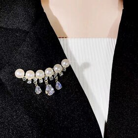 ブローチ パール×ラインストーン