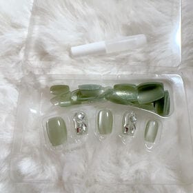 【30枚入】ネイルチップ グリーン×キラキラ