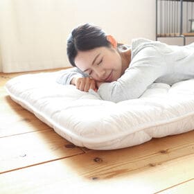 【ダブル】抗菌防臭 防ダニ 軽量 敷き布団（※日本製／厚さ約8cm） | 敷布団のみでも使用可！巻き綿にテイジンのマイティトップ2を50％使用！防ダニ効果＆抗菌防臭