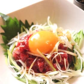 【計400g/50g×8パック】馬刺し トロユッケ ワンフロ...