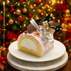 【12/22着】【1本】白金ブッシュドノエル(苺)《ハーフ》