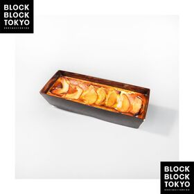 BLOCK BLOCK TOKYO  BLACK LABEL　バスクチーズケーキ（アップルシナモン）
