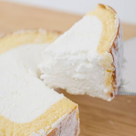 【約350g×3本】＜新杵堂＞ スーパースターロールケーキ／食べ応え抜群！長さ16.5cm！