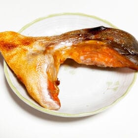 【約2kg/20切(2切れ×10パック)】鮭カマ（トラウトサーモン）