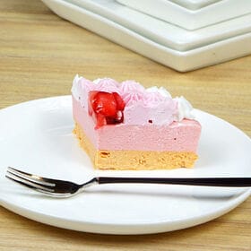 【1個】「ポタジエ監修」Wチーズケーキ（いちごとトマト）