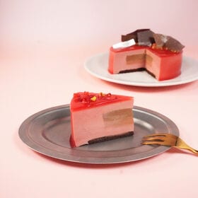 【5号】情熱の赤と酸味を楽しむ白金プレミアムミロワール(フランボワーズ)