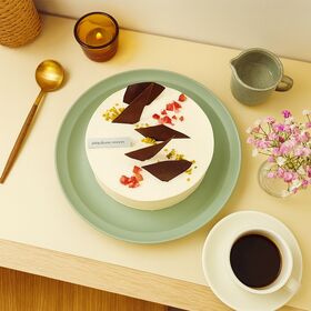 【5号】ホワイトクリスマスを彩る純白の白金フロマージュショート