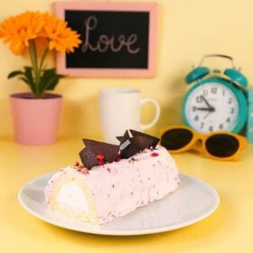 【1本】白金クリームロール(苺)