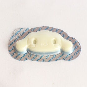 【50コ】丹生堂 見た目もかわいい！ちっちゃなシナモロール レリーフチョコ(クリームソーダ味)