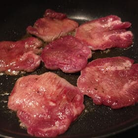 【計500g/250g×2パック】高級本格派厚切り牛タン（塩味）