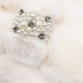 【オフホワイト】差し込むだけで華やか ふわふわティペット