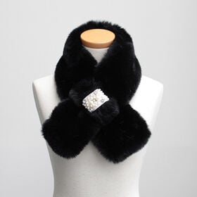 【ブラック】差し込むだけで華やか ふわふわティペット