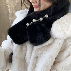 【A02/ブラック】ふわふわフェイクファーティペット | ふわふわのボリューム感が嬉しいフェイクファー 差し込みタイプのマフラー