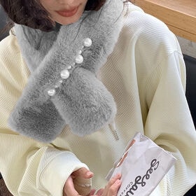 【A02/グレー】ふわふわフェイクファーティペット | ふわふわのボリューム感が嬉しいフェイクファー 差し込みタイプのマフラー