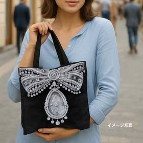 【日替わり数量限定】【V&A博物館限定】CARTIER ストマッカー ブローチモチーフ トートバッグ【先行チケット利用NG】