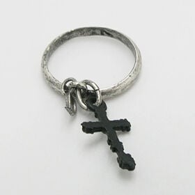 【7号】Dior(クリスチャンディオール)指輪クロス&イニシャルチャームリング