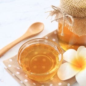 【日替わり数量限定】【計4kg/1kg×4本】純粋はちみつ 百花100％天然蜂蜜【先行チケット利用NG】