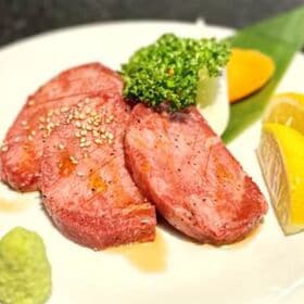 【計約260g/計4個(2個入り×2パック)】高級/霜降り牛タン厚切りステーキ