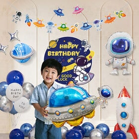 男の子が喜ぶ！宇宙飛行士＆ロケットのバスデーバルーン＆ガーランド＆タペストリーセット