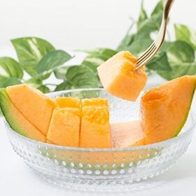 【予約受付】6月中旬以降順次出荷　夕張メロン優品 1.6kg×3玉