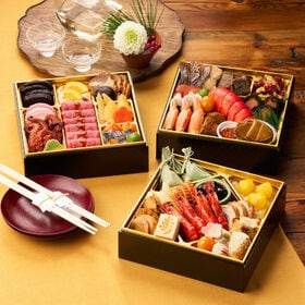 【12/30午前着】【3~4人前41品目3段】Oisixこだわりの洋風おせち「上慶梅」 | 和洋折衷を味わい尽くす　ローストビーフが自慢のおせち