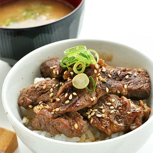 牛ヒレ肉一口ステーキ1kgを税込 送料込でお試し サンプル百貨店 株式会社スタイルワン