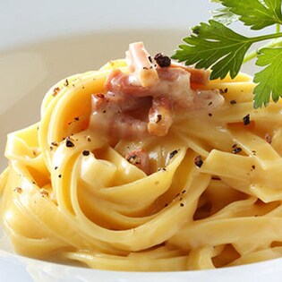 どんまいの生パスタ（フェトチーネ）4食  ※カルボナーラソース付