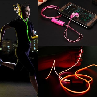 ピンク　光るイヤホンマイク